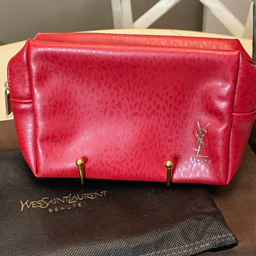 NIB Yves St. Laurent Beaute red cosmetic pouch - Picture 1 of 16